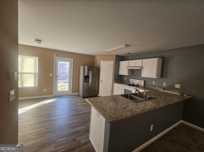 Foto del edificio - 7313 Monastery Rd