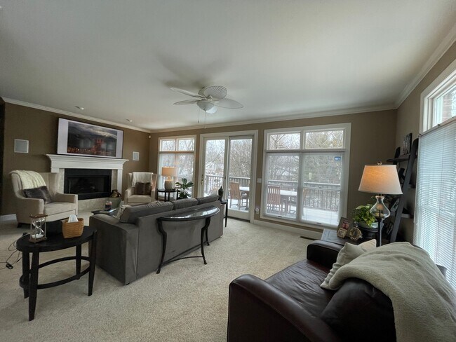 Foto del edificio - 4454 Mt Vernon Pl