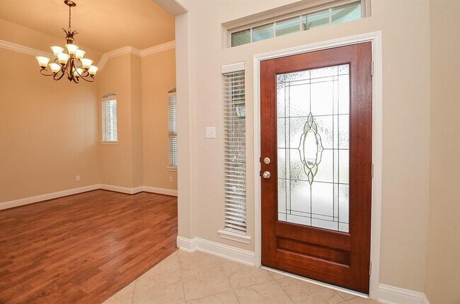 Building Photo - 27515 Huggins Crest Ct