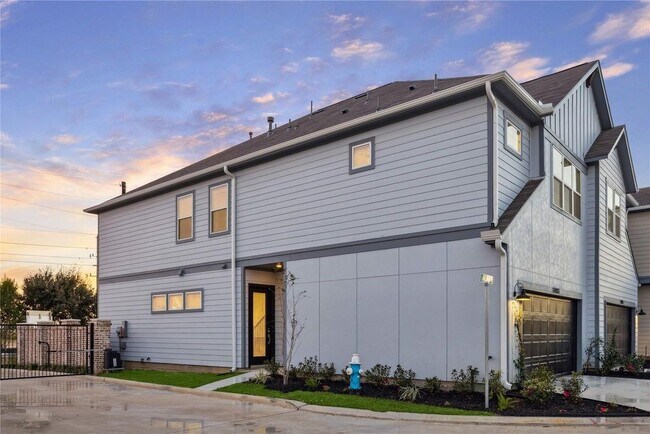 Foto del edificio - 24403 Colonial Willow Dr