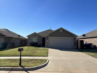 Building Photo - 11740 NW 135th Terrace