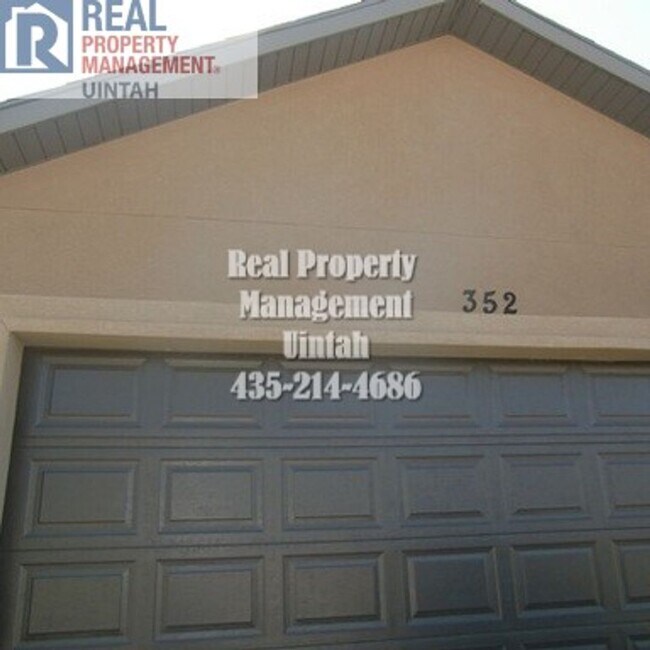 Foto del edificio - Legacy Meadows Twin Home