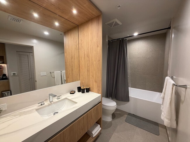 Foto del edificio - 11 NE 6th St