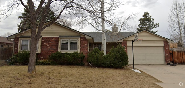 Building Photo - 805 Coral St