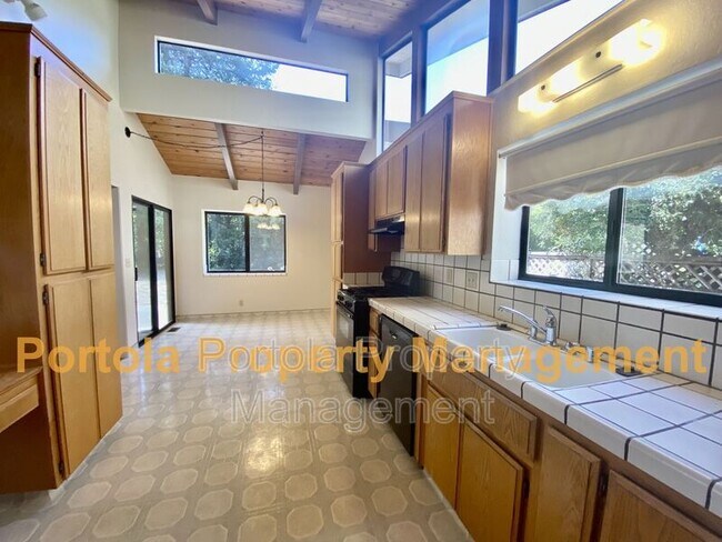 Foto del edificio - 3491 N Main St