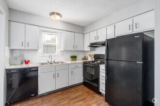 Interior Photo - The Flats at Minor Park