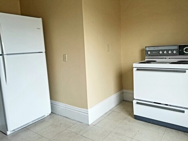 Foto del edificio - 1015 S Arch Ave