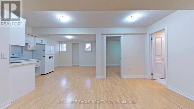 Building Photo - 5 Military Ct