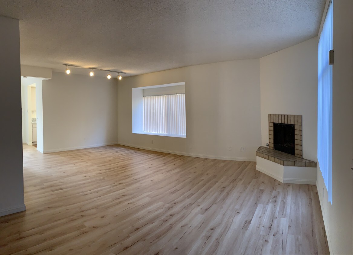 2501 W Grand Ave Unit 6, Alhambra, CA 91801 Condo for Rent in