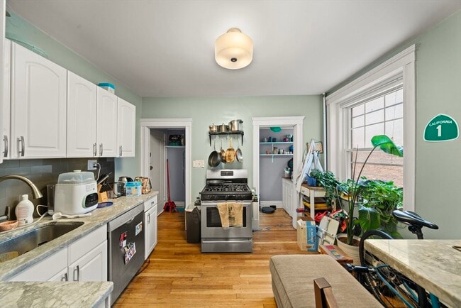 Building Photo - 224 Jamaicaway