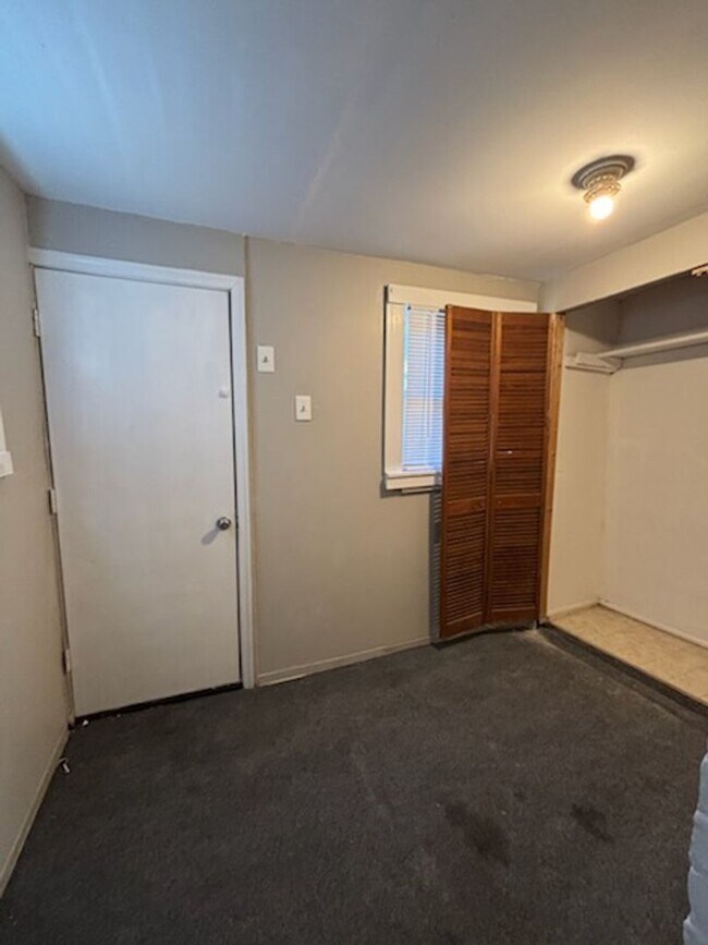 Foto del edificio - 3258 Frankford Ave
