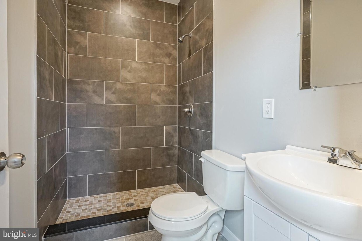 Foto principal - 1827 W Diamond St