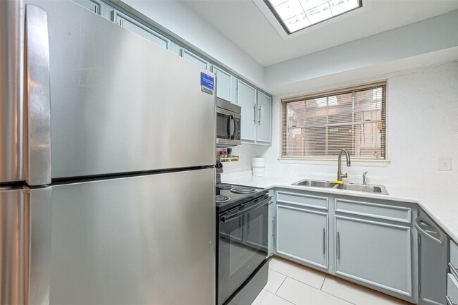 Foto del edificio - 10188 Beekman Pl Dr