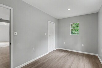 Building Photo - 9424 Daisy Vestry Rd