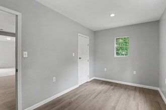 Building Photo - 9424 Daisy Vestry Rd