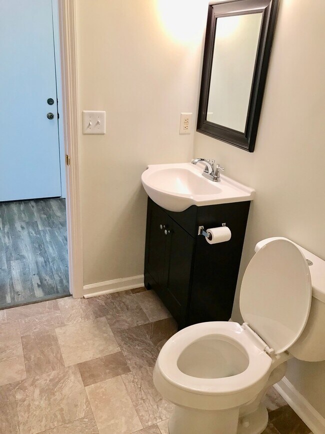 Foto del edificio - Golf Colony 2 Bed/2 Bath Loft Style Condo