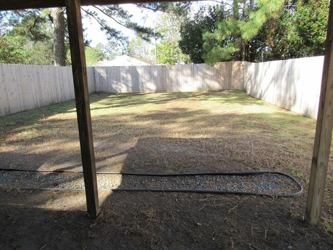 Building Photo - 2 BR 1.5 BA Duplex in Twinwood