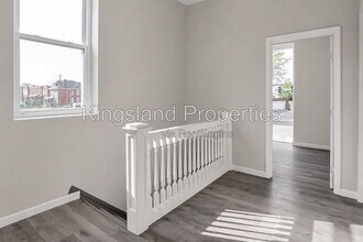 Building Photo - 3304 Utah St