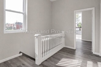 Building Photo - 3304 Utah St