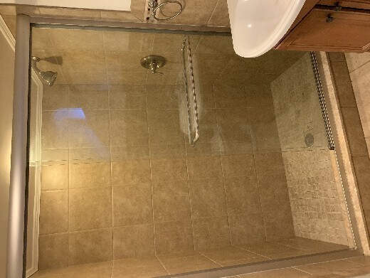 Foto del edificio - House for rent in GlenCove