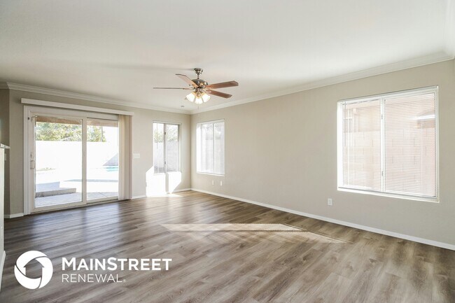 Foto del edificio - 897 N Kingston St