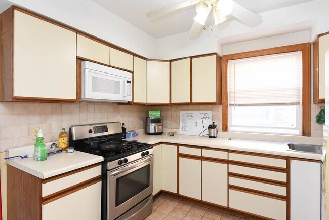 Foto del edificio - 4254 N Marmora Ave