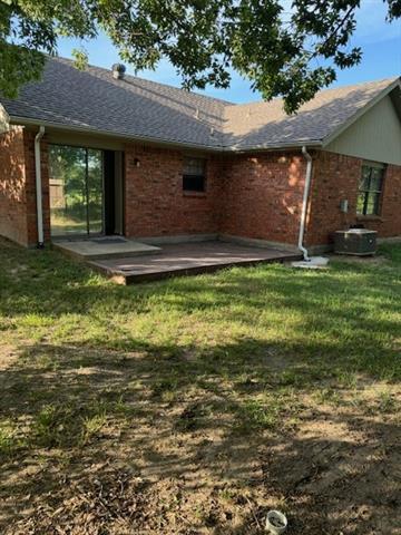 Building Photo - 204 Melody Cir