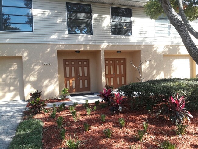 Front entry - 2033 McMullen Ave