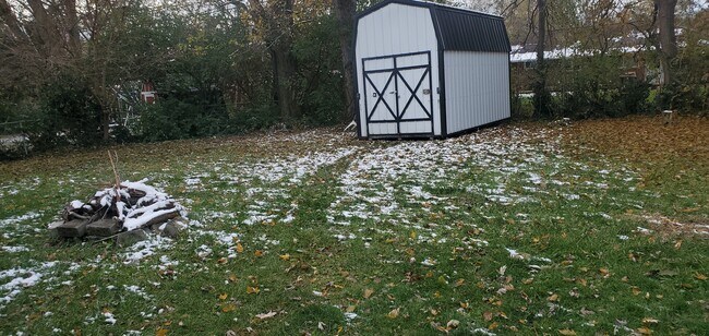 Foto del edificio - 1379 Terry Dr