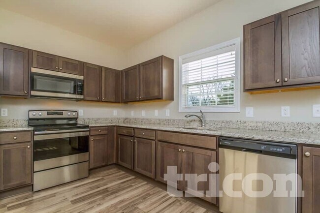 Foto del edificio - 4028 Effie Seward Dr