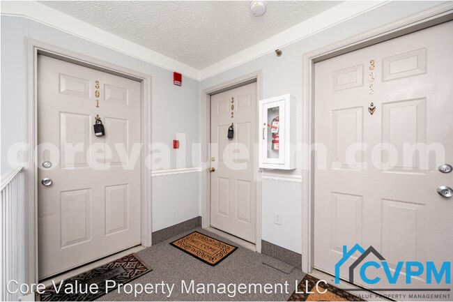 Foto del edificio - 2 br, 2 bath House - 702 Orchard Overlook ...