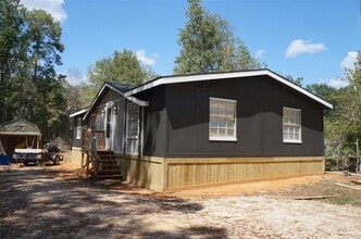 Building Photo - 650 Thousand Oaks