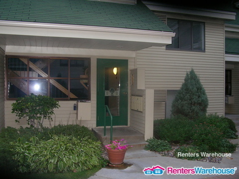 Building Photo - 7625 Edinborough Way