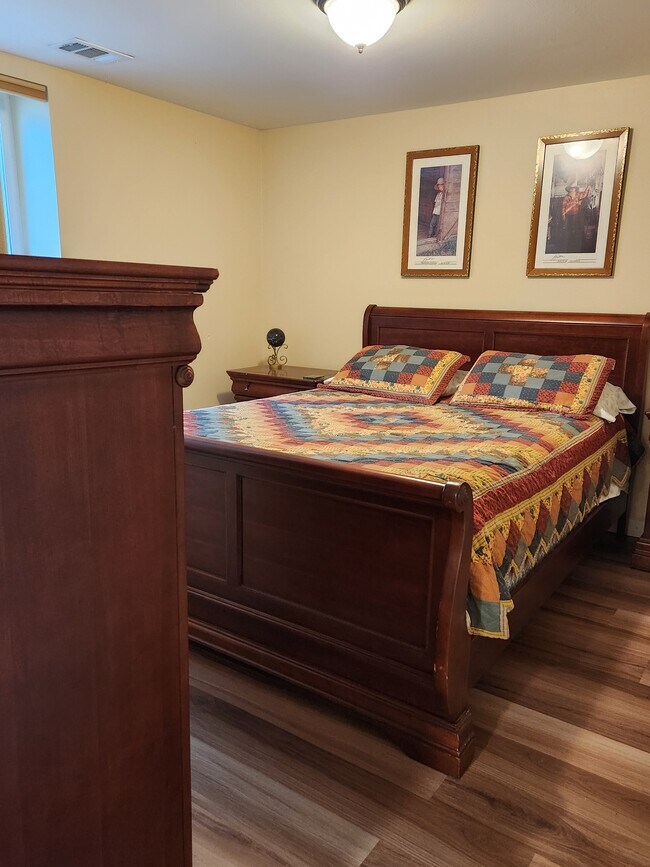 Foto del edificio - 8 S Zenobia St