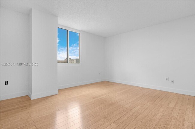 Foto del edificio - 850 N Miami Ave