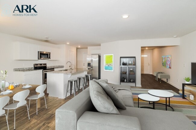 Foto del edificio - 209 Merry Oak Ln