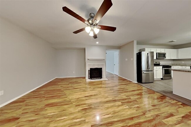 Foto del edificio - 21210 Bridgemeadows Ln