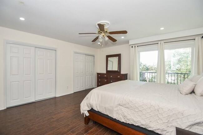 Foto del edificio - 6304 Riverview Way