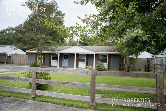 Building Photo - COMPLETELY REMODELED FARMHOUSE! New window...