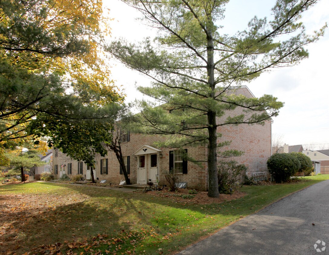 Primary Photo - 4817-4831 Dierker Rd