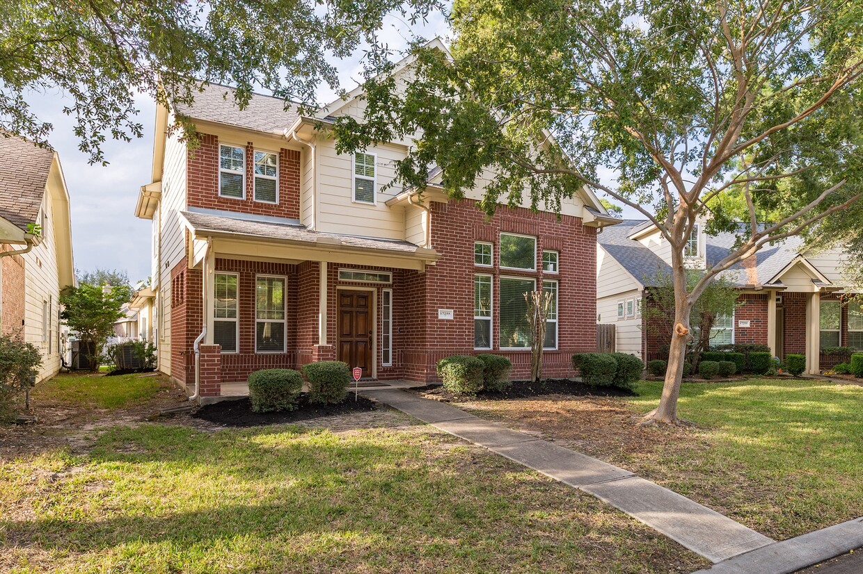 Foto principal - 17255 Mitchell Pass Ln