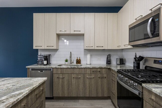 Foto del edificio - 28294 Ferry Rd