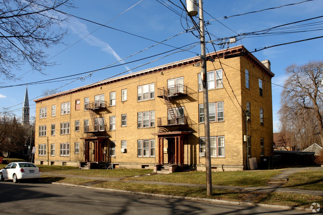 Primary Photo - University Apartments