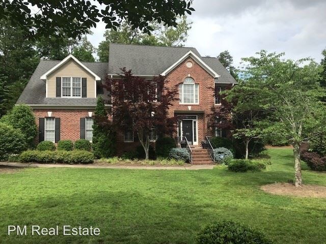 Primary Photo - 5 br, 2.5 bath House - 115 Pearce Drive