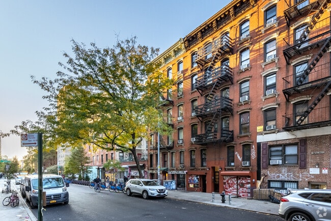 Building Photo - 88 E 3rd St