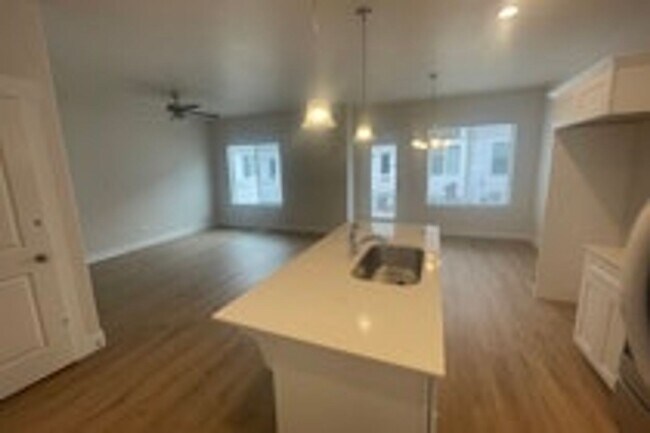 Building Photo - 4163 W 2060 N