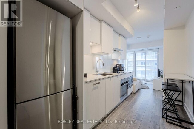 Photo du bâtiment - 99 Broadway Ave