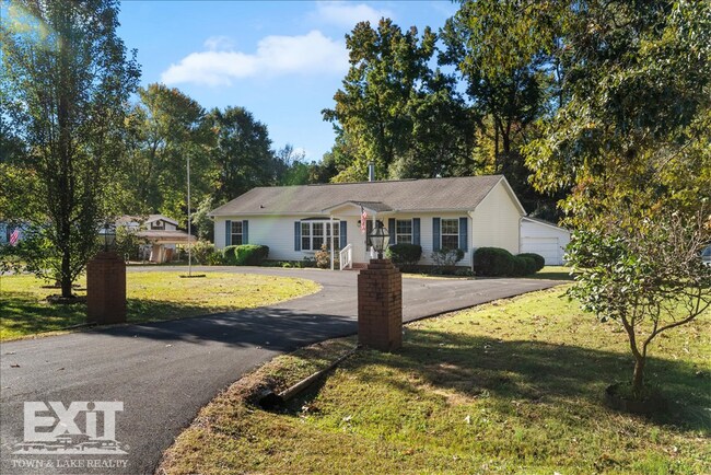 Foto del edificio - 3 Bed, 2 Bath Home in Tanglewood Shores