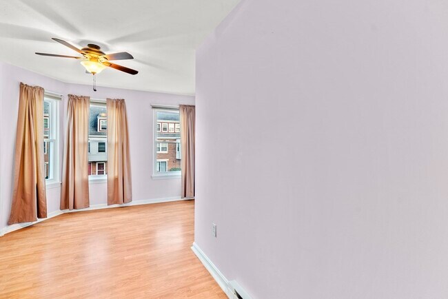 Building Photo - 158 Quincy Shore Dr