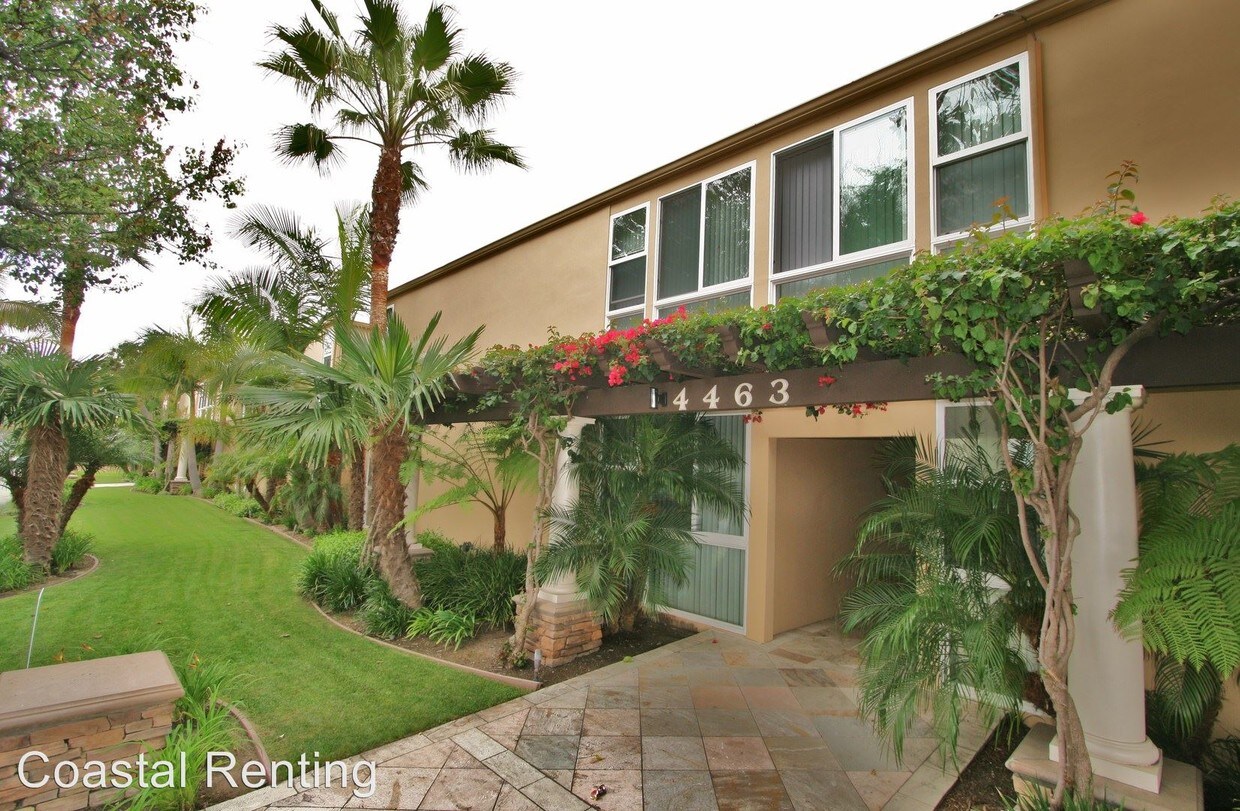 4461 Howard Ave, Los Alamitos, CA 90720 Condo for Rent in Los